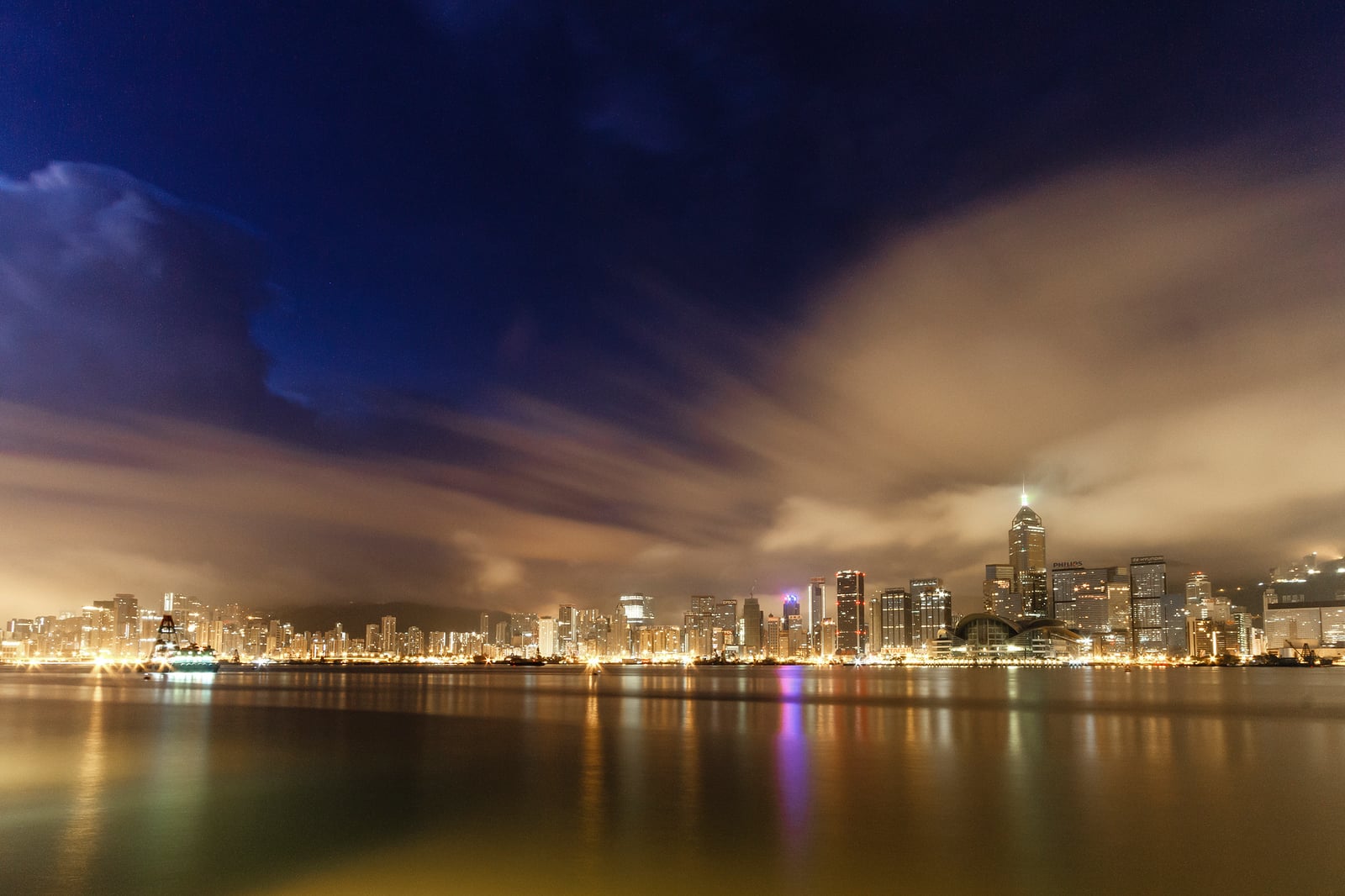 Cityscape — photo 1